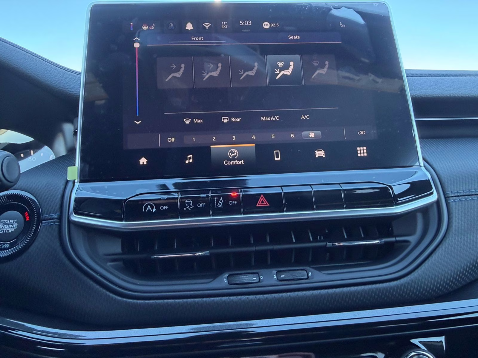 2026 Bright White Clearcoat Jeep Compass Latitude 4X4 SUV