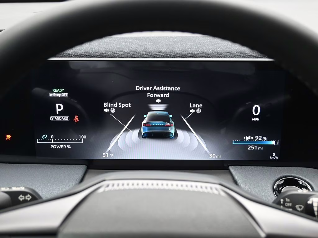 2026 Everest White Pearl Tricoat Nissan LEAF S+ FWD SUV