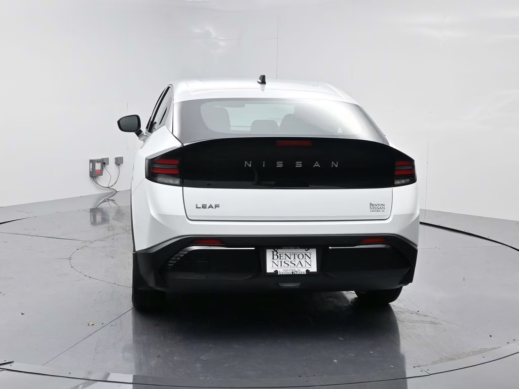 2026 Everest White Pearl Tricoat Nissan LEAF S+ FWD SUV