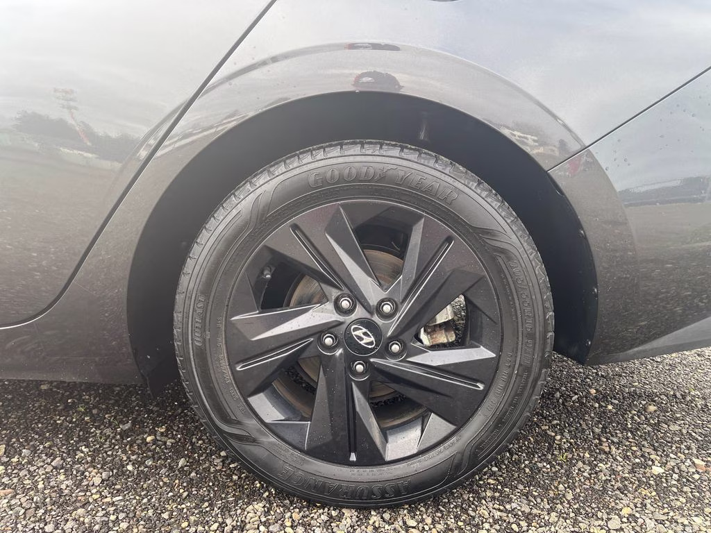 2021 Portofino Gray Hyundai Elantra SEL FWD Sedan