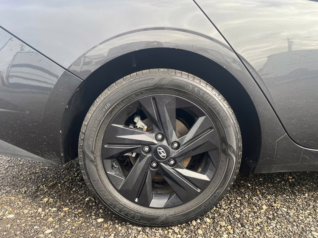 2021 Portofino Gray Hyundai Elantra SEL FWD Sedan