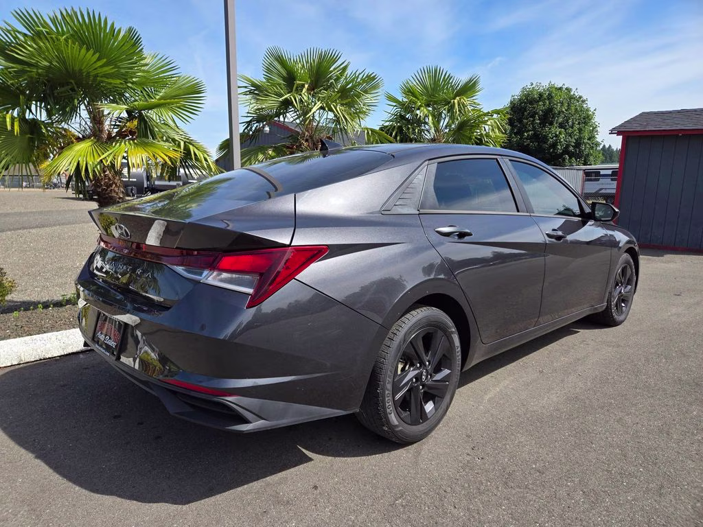 2021 Portofino Gray Hyundai Elantra SEL FWD Sedan