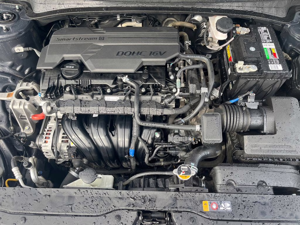 2021 Portofino Gray Hyundai Elantra SEL FWD Sedan