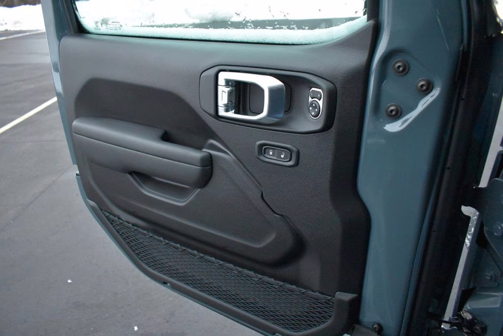 2026 Anvil Clear Coat Jeep Wrangler Willys 4X4 SUV