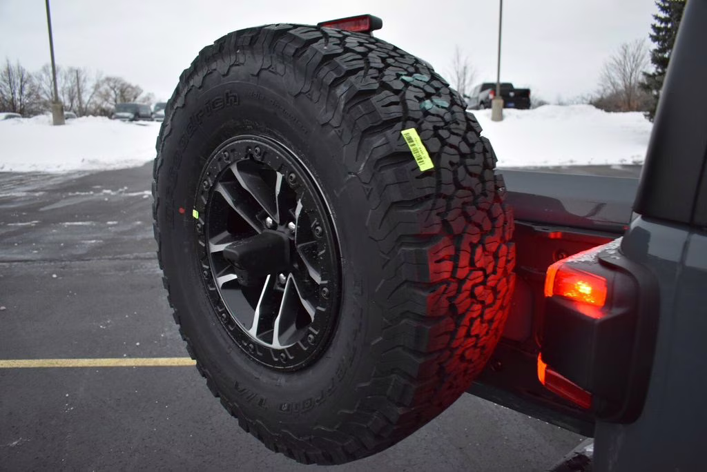 2026 Anvil Clear Coat Jeep Wrangler Willys 4X4 SUV