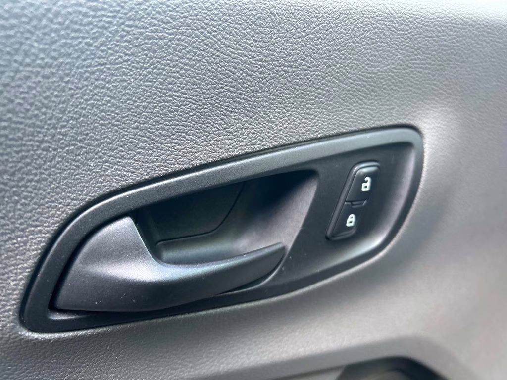 2021 Oxford White Ford Transit-350 XLT RWD Crossover