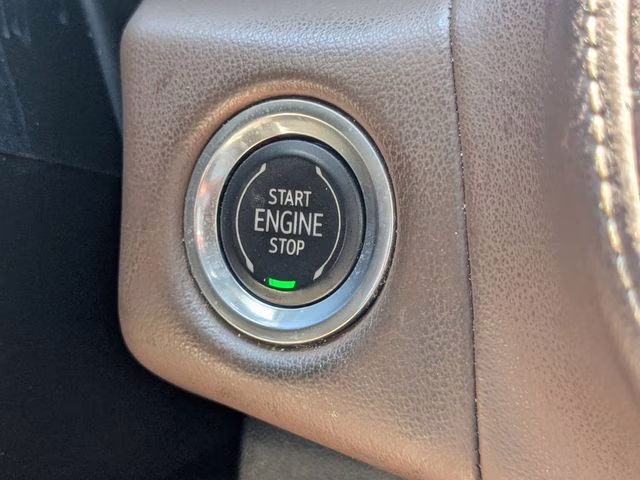 2021 Midnight Blue Metallic Chevrolet Suburban High Country 4X4 SUV