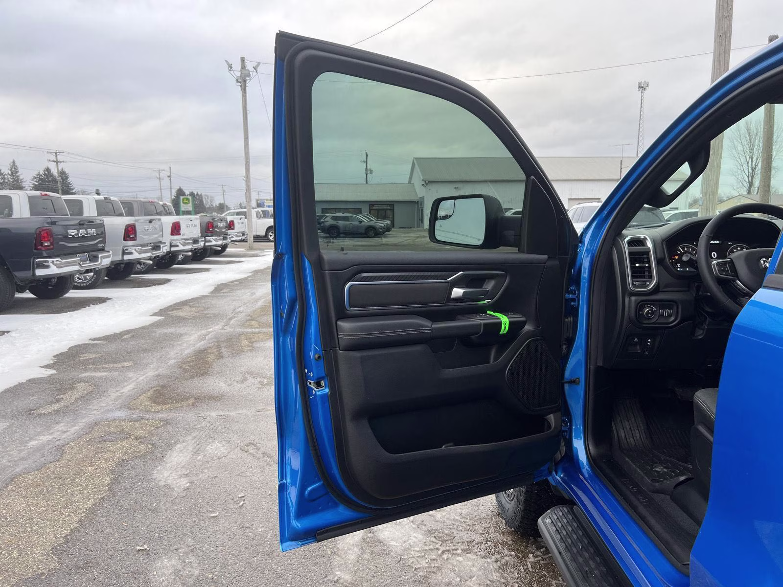 2026 Hydro Blue Pearlcoat Ram 1500 Big Horn 4X4 Truck