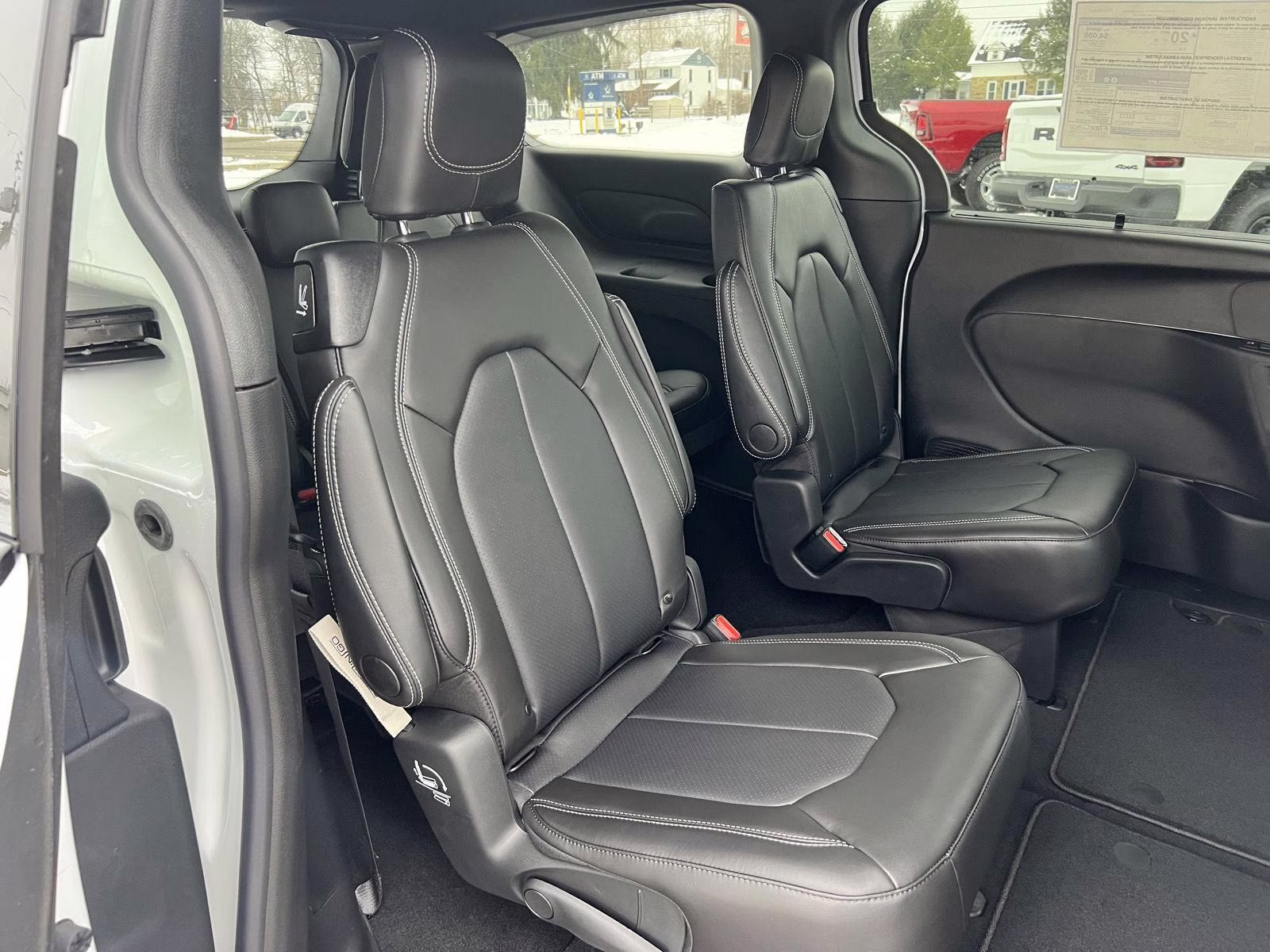 2026 Bright White Clearcoat Chrysler Pacifica Select AWD Van