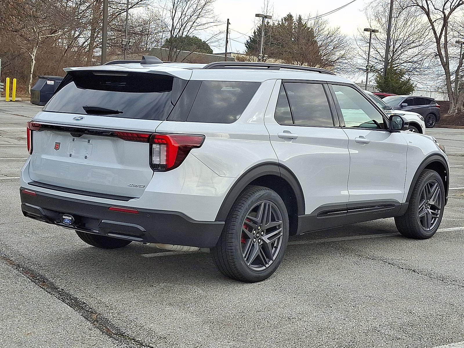 2026 Star White Metallic Tri-Coat - AZ Ford Explorer ST-Line 4X4