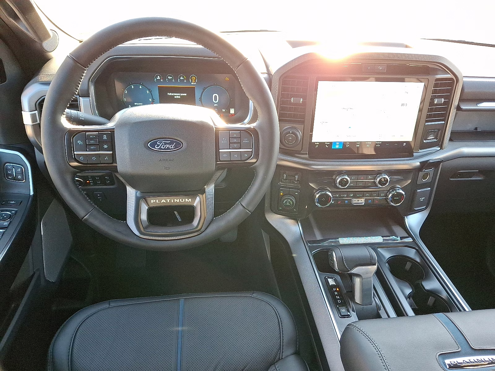 2025 Agate Black Metallic - UM Ford F-150 Platinum 4X4