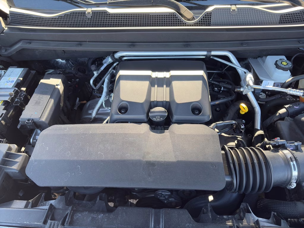 2024 Onyx Black GMC Canyon 4WD Denali 4X4 Truck