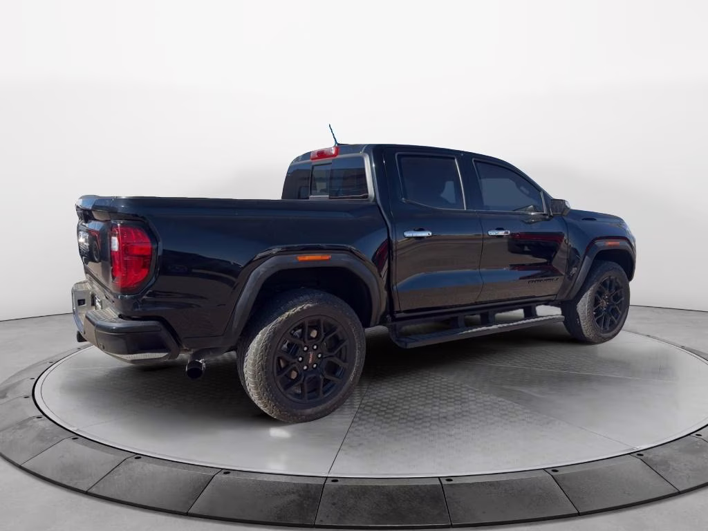 2024 Onyx Black GMC Canyon 4WD Denali 4X4 Truck