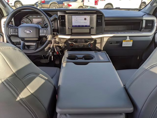 2026 Oxford White Ford Super Duty F-250 SRW XL 4X4 Truck