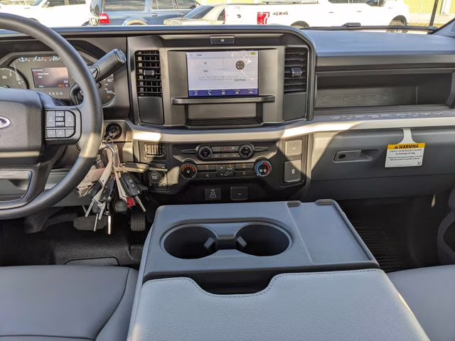 2026 Oxford White Ford Super Duty F-250 SRW XL 4X4 Truck