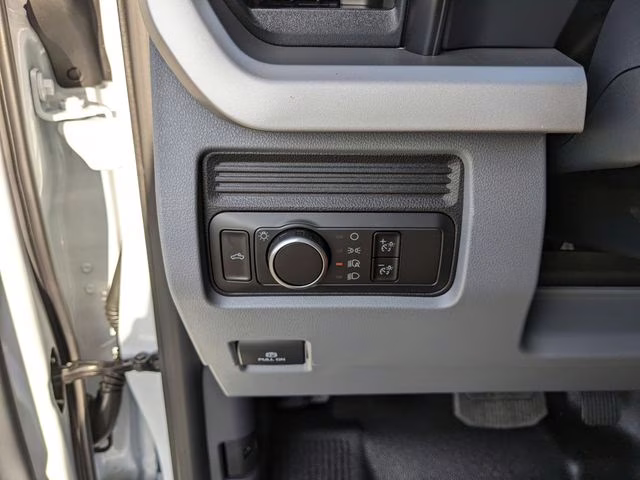 2026 Oxford White Ford Super Duty F-250 SRW XL 4X4 Truck