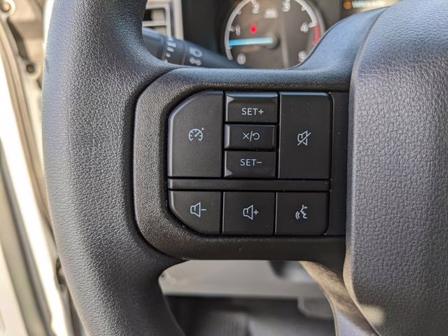 2026 Oxford White Ford Super Duty F-250 SRW XL 4X4 Truck