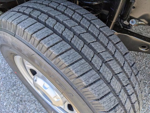 2026 Oxford White Ford Super Duty F-250 SRW XL 4X4 Truck