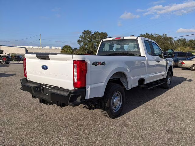 2026 Oxford White Ford Super Duty F-250 SRW XL 4X4 Truck