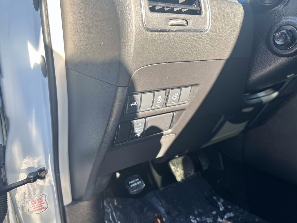 2024 Moonstone White INFINITI QX80 LUXE 4X4 SUV