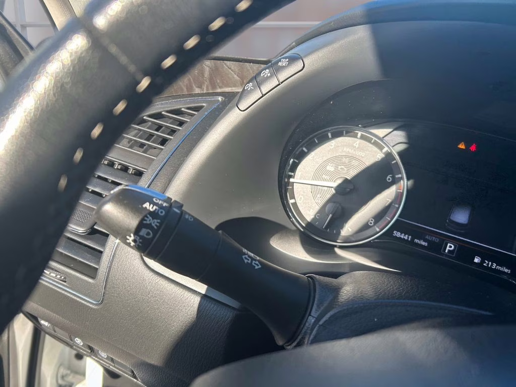 2024 Moonstone White INFINITI QX80 LUXE 4X4 SUV