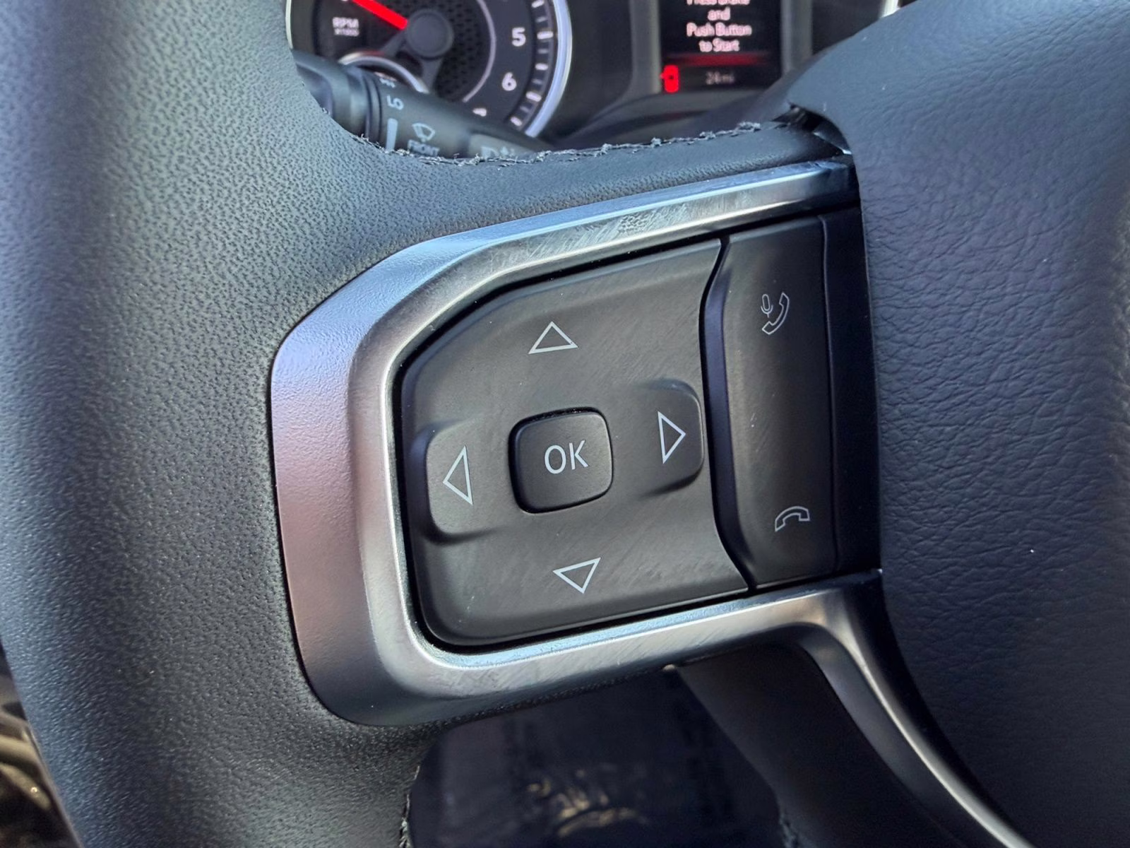 2026 Diamond Black Crystal Pearlcoat Ram 1500 Big Horn/Lone Star 4X4 Truck