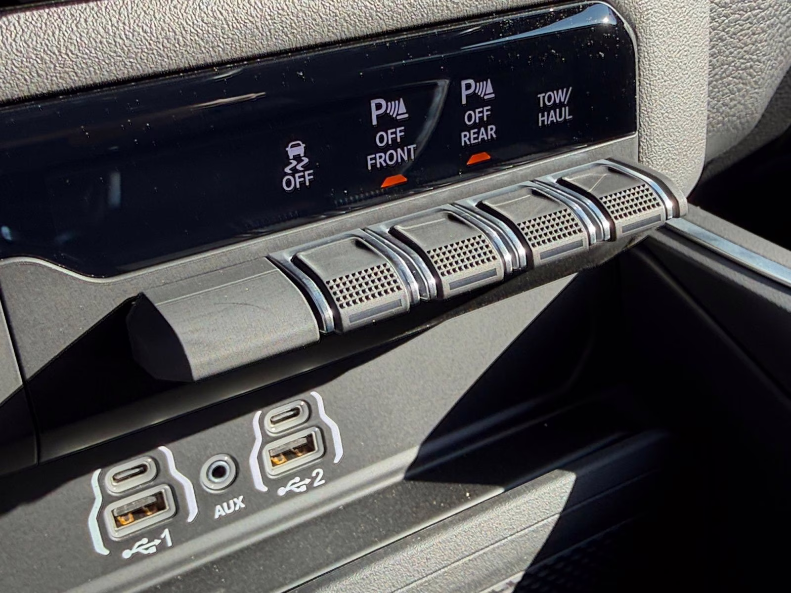 2026 Diamond Black Crystal Pearlcoat Ram 1500 Big Horn/Lone Star 4X4 Truck