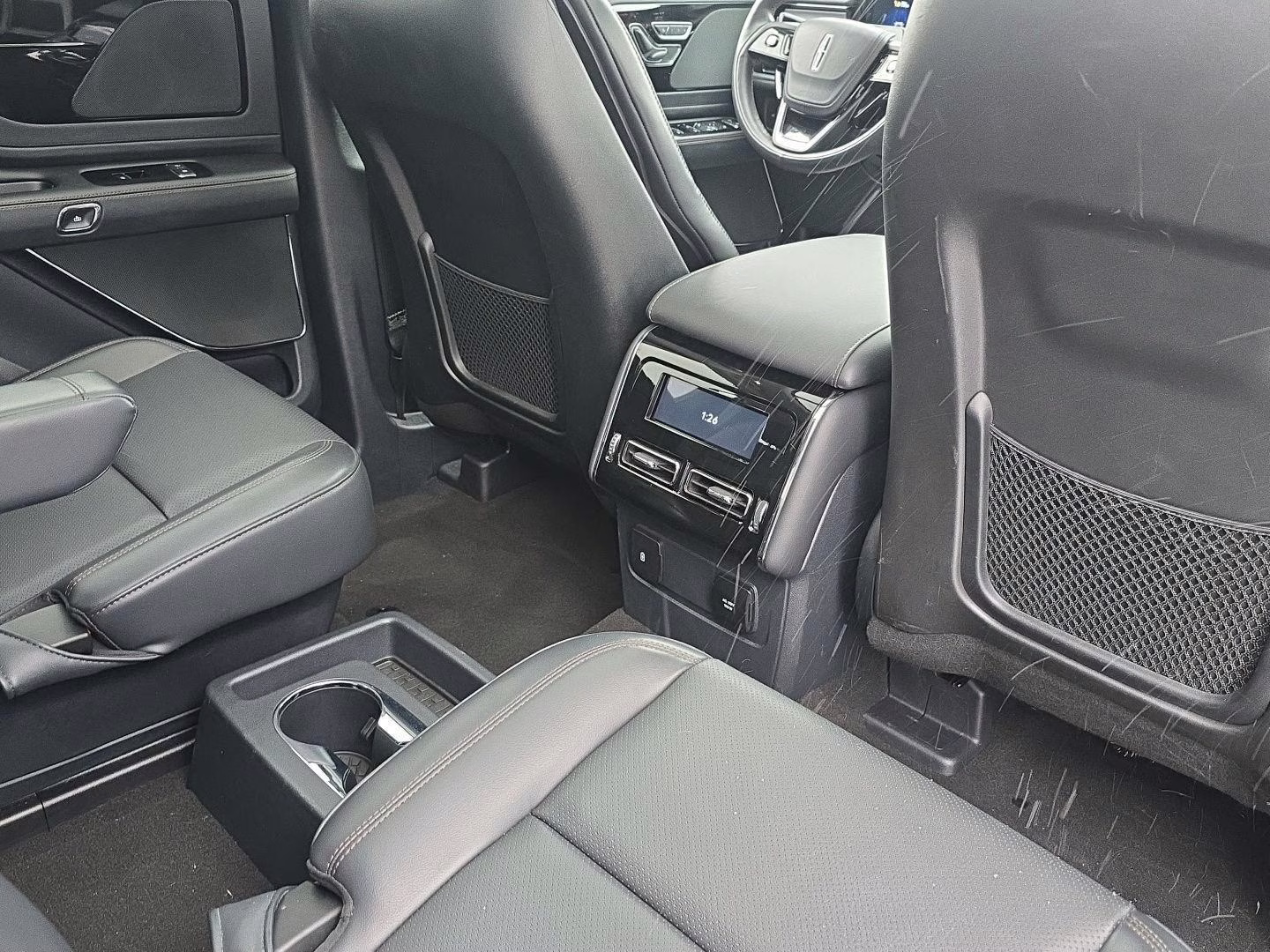 2025 Infinite Black Metallic Clearcoat Lincoln Aviator Premiere AWD SUV