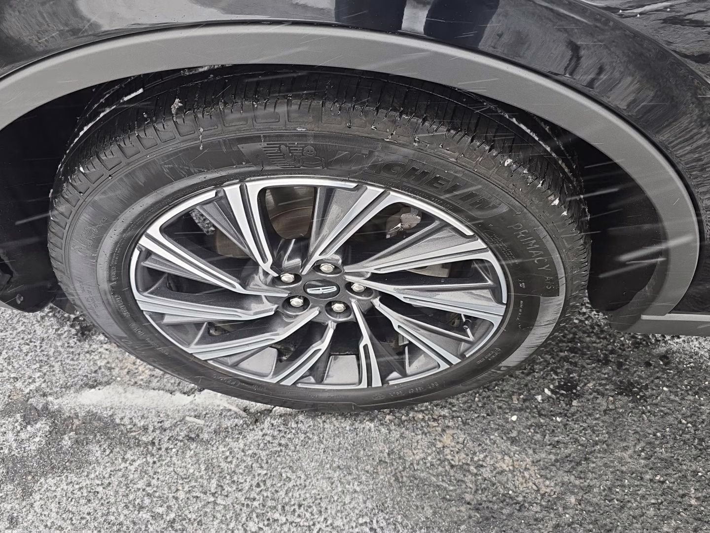 2025 Infinite Black Metallic Clearcoat Lincoln Aviator Premiere AWD SUV