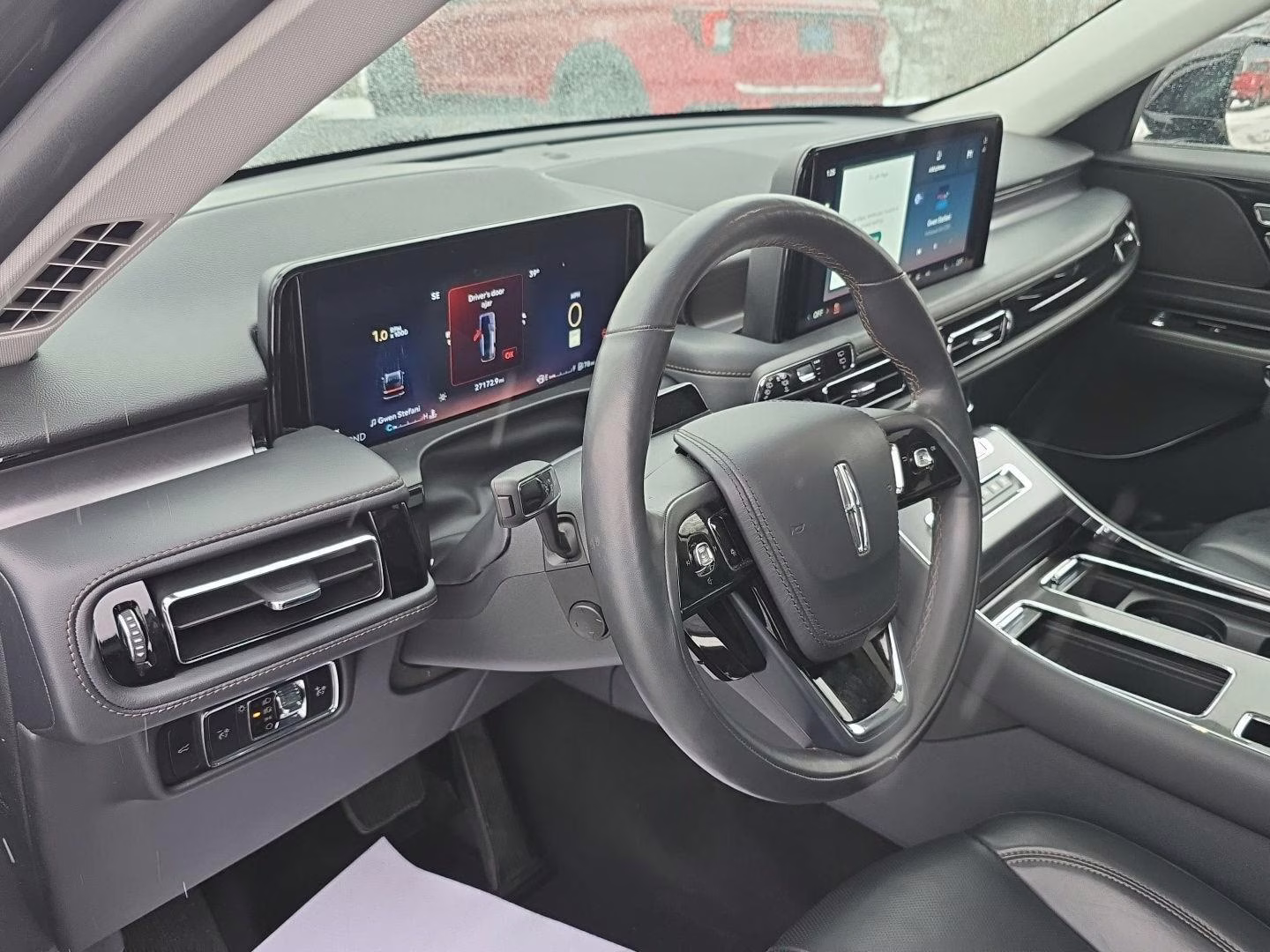 2025 Infinite Black Metallic Clearcoat Lincoln Aviator Premiere AWD SUV