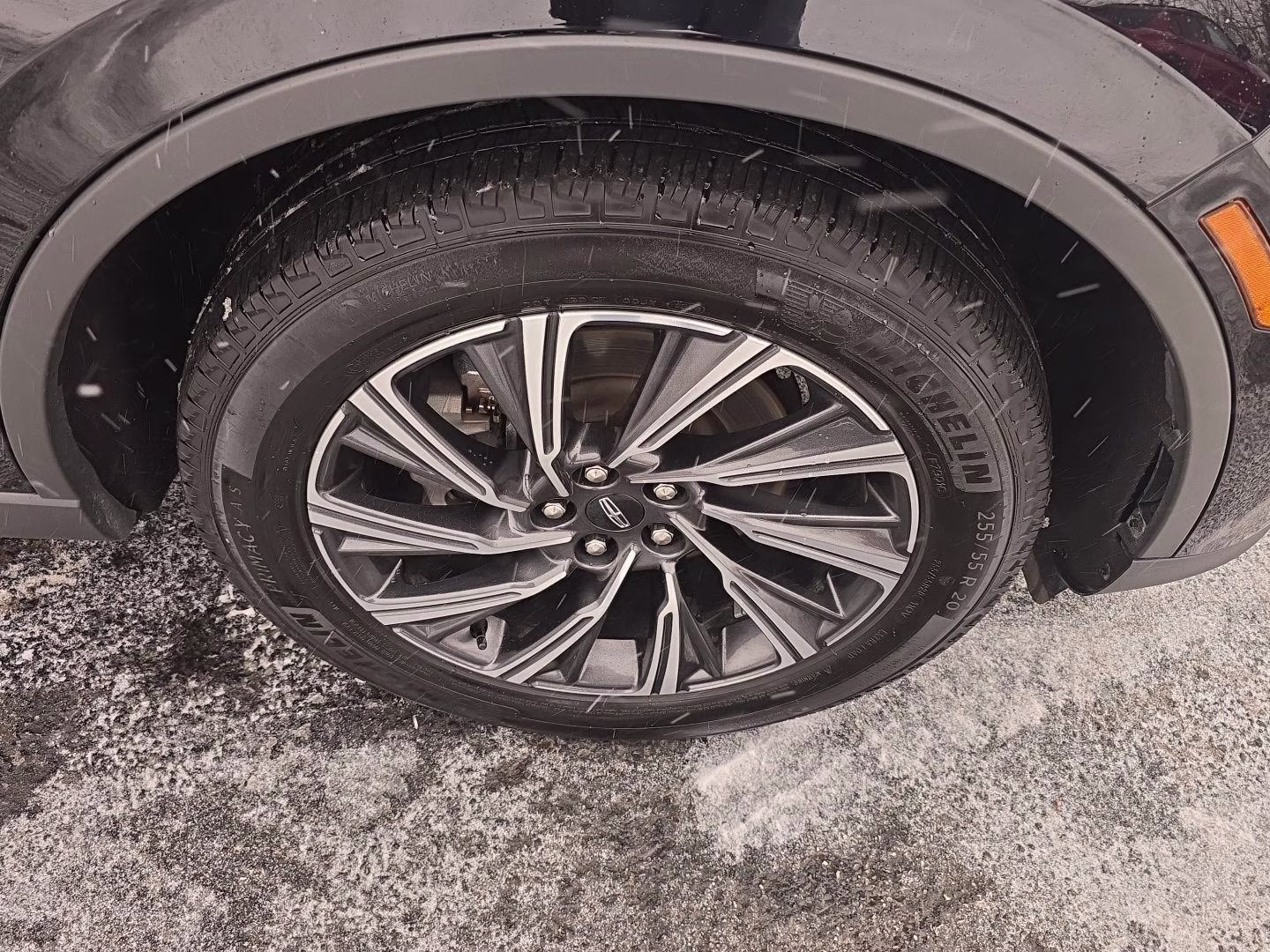 2025 Infinite Black Metallic Clearcoat Lincoln Aviator Premiere AWD SUV