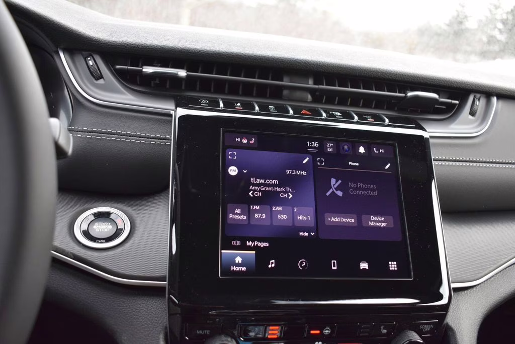 2025 Diamond Black Crystal Pearlcoat Jeep Grand Cherokee Altitude X 4X4 SUV