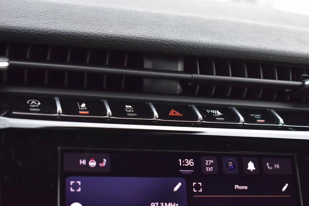 2025 Diamond Black Crystal Pearlcoat Jeep Grand Cherokee Altitude X 4X4 SUV