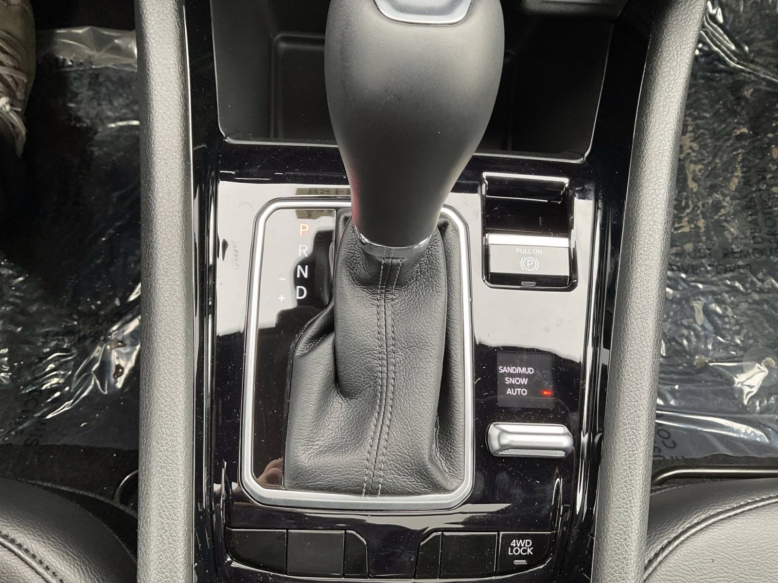 2026 Diamond Black Crystal Pearlcoat Jeep Compass Limited 4X4 SUV