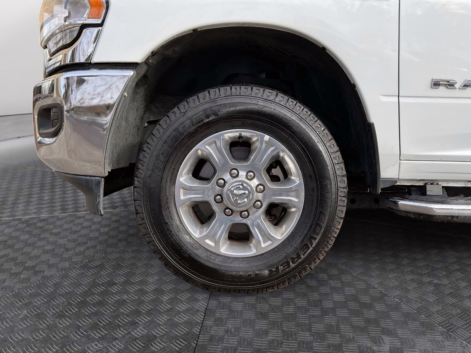 2023 Bright White Clearcoat Ram 2500 Big Horn 4X4 Truck