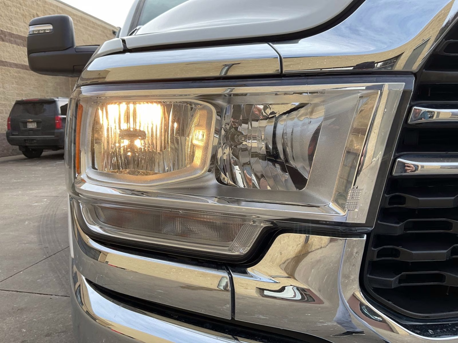 2023 Bright White Clearcoat Ram 2500 Big Horn 4X4 Truck