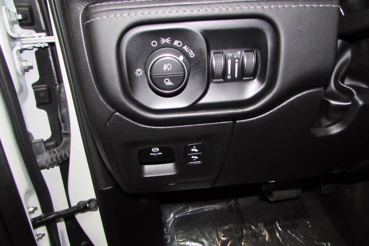 2023 Bright White Clearcoat Ram 1500 Limited 4X4 Truck