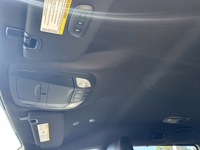 2026 Bright White Clearcoat Chrysler Pacifica Select FWD Van