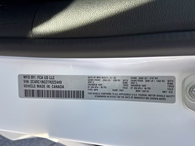 2026 Bright White Clearcoat Chrysler Pacifica Select FWD Van