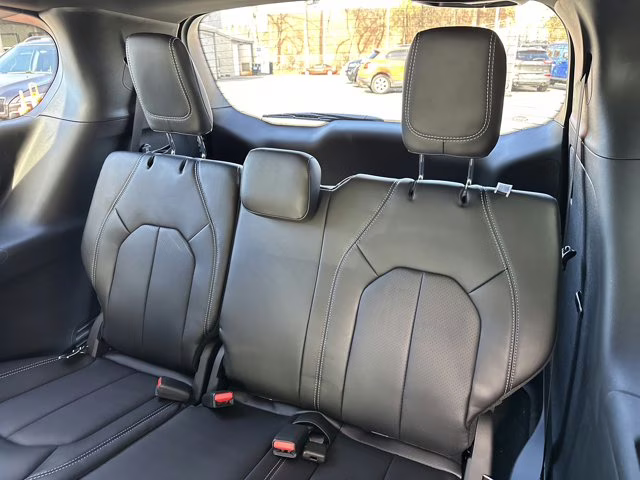 2026 Red Hot Pearlcoat Chrysler Pacifica Select FWD Van