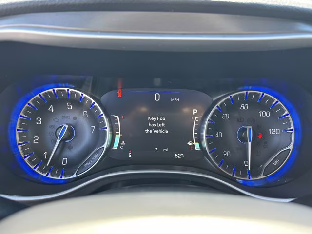 2026 Red Hot Pearlcoat Chrysler Pacifica Select FWD Van