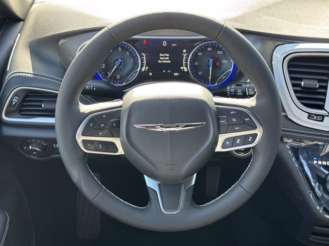 2026 Red Hot Pearlcoat Chrysler Pacifica Select FWD Van