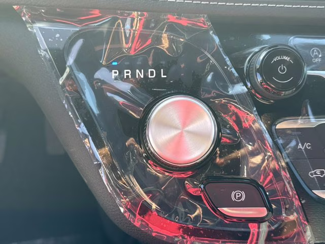 2026 Red Hot Pearlcoat Chrysler Pacifica Select FWD Van