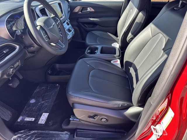 2026 Red Hot Pearlcoat Chrysler Pacifica Select FWD Van
