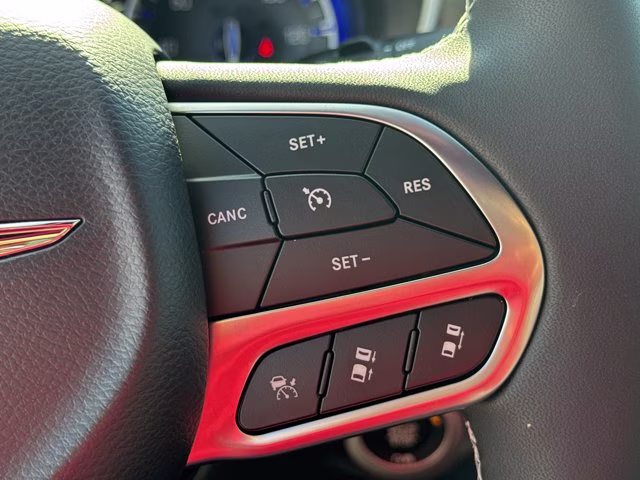 2026 Red Hot Pearlcoat Chrysler Pacifica Select FWD Van