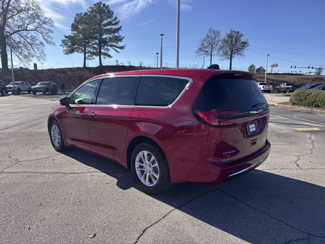 2026 Red Hot Pearlcoat Chrysler Pacifica Select FWD Van