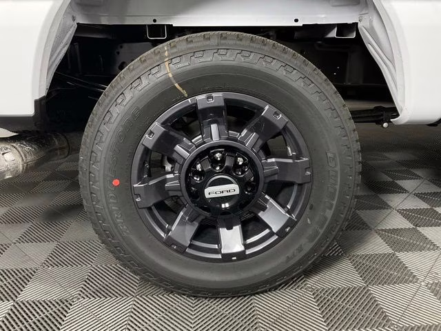 2026 Oxford White Ford Super Duty F-250 SRW XL 4X4 Truck