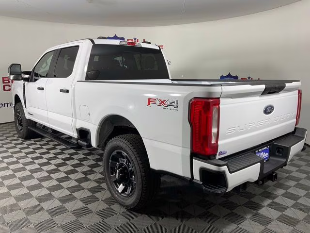 2026 Oxford White Ford Super Duty F-250 SRW XL 4X4 Truck