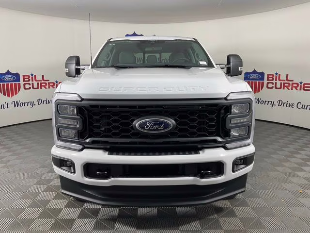 2026 Oxford White Ford Super Duty F-250 SRW XL 4X4 Truck