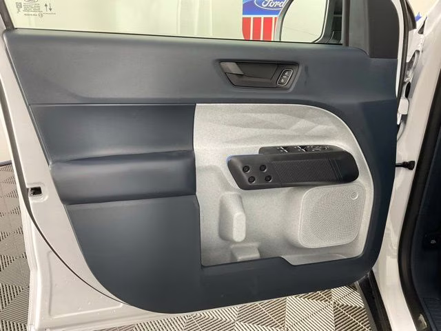 2026 Oxford White Ford Maverick XLT FWD Truck